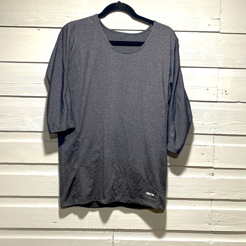 One tooth shirt